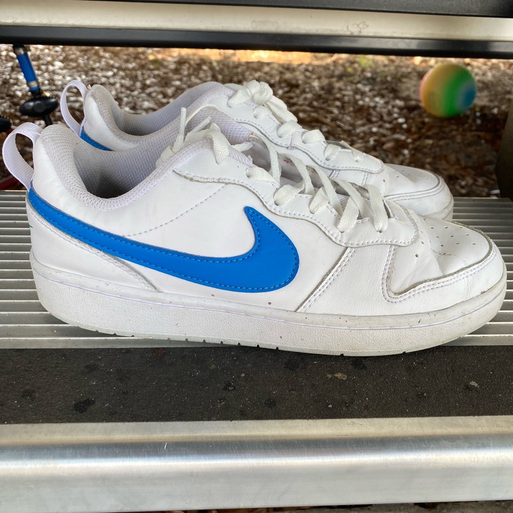 Nike Court Borough Low Kids Sneakers Shoes Low Top Size 7Y